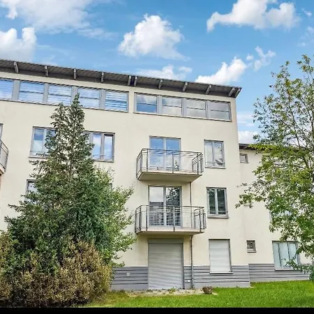 Апартаменты Nahe Airport Ber Adlershof Maisonettewohnung Шёнефельд