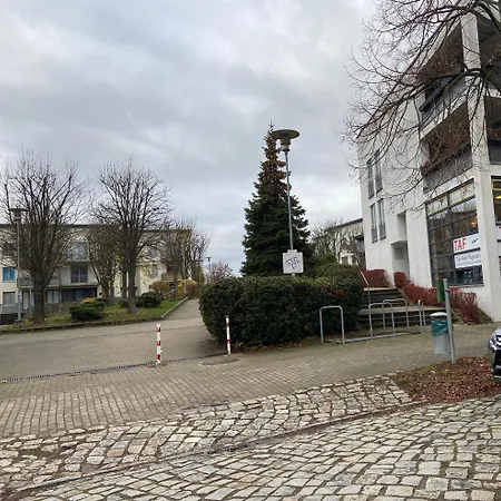 Nahe Airport Ber Adlershof Maisonettewohnung *