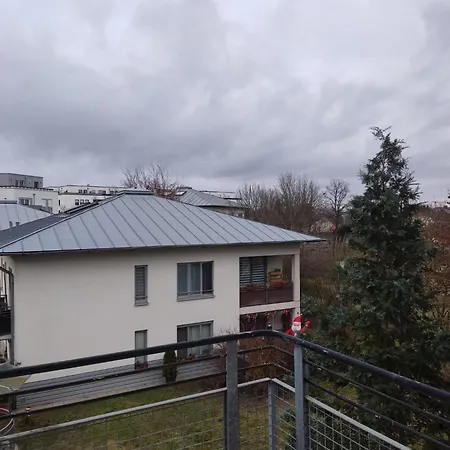 Nahe Airport Ber Adlershof Maisonettewohnung *