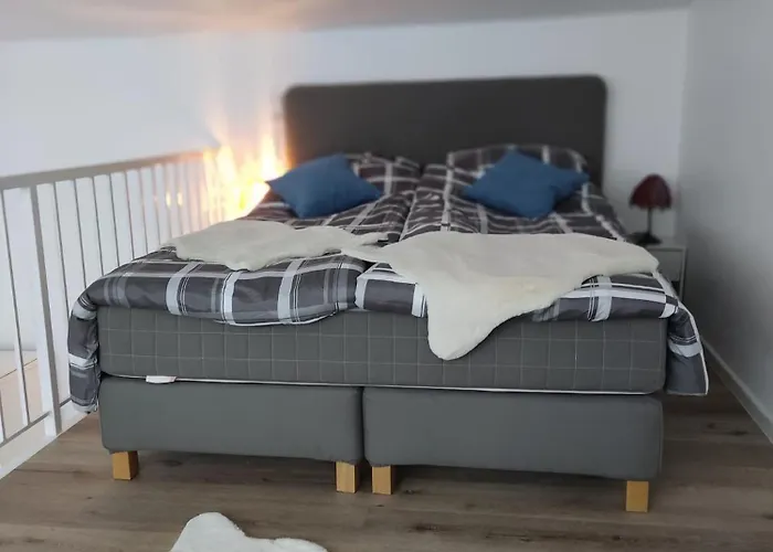 Nahe Airport Ber Adlershof Maisonettewohnung